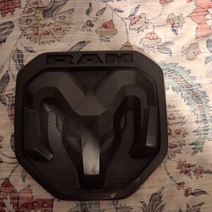 Dodge Ram Tailgate Head Emblem